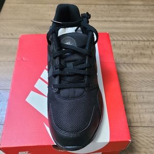 Nike LD Victory Black Size 6Y